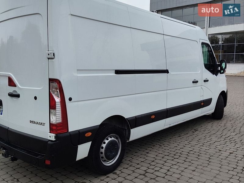 Грузовой фургон Renault Master 2022 в Ивано-Франковске