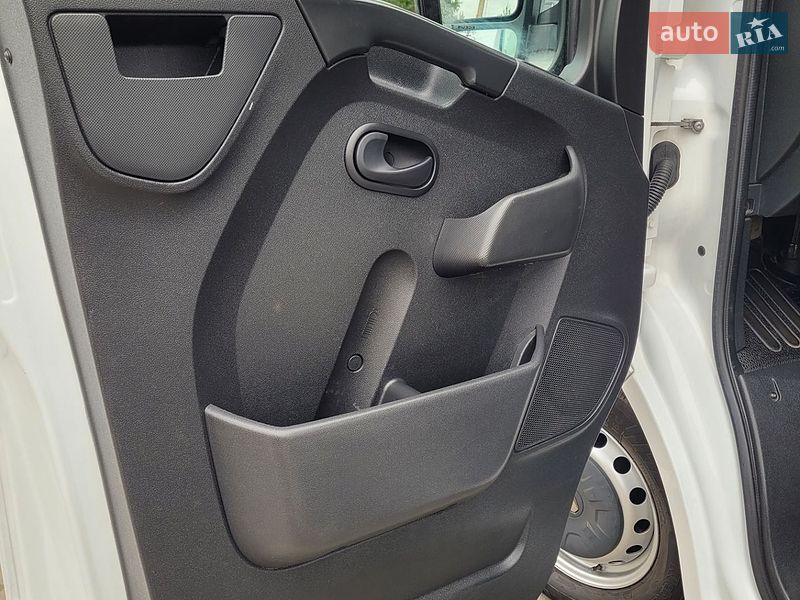 Грузовой фургон Renault Master 2019 в Луцке