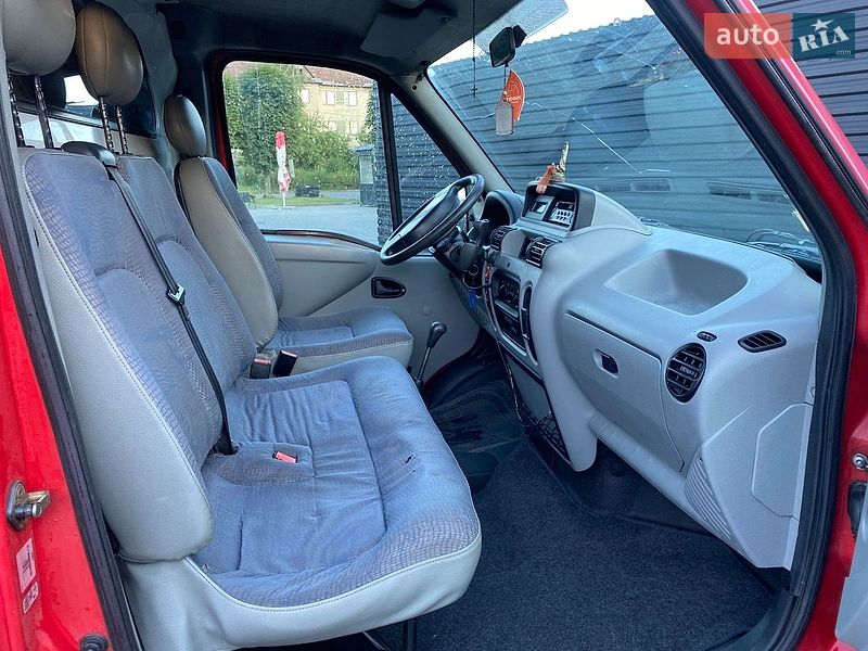 Мінівен Renault Master 2003 в Івано-Франківську
