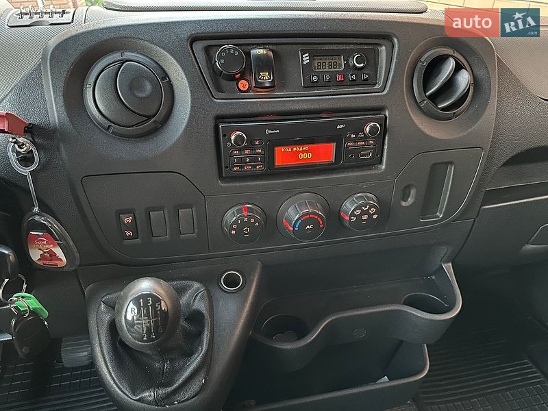 Мікроавтобус Renault Master 2014 в Києві фото 20 Мікроавтобус Renault Master 2014 в Києві