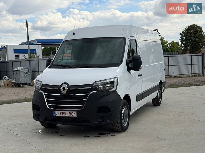 Грузовой фургон Renault Master 2023 в Дубно