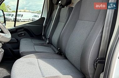 Грузовой фургон Renault Master 2023 в Дубно