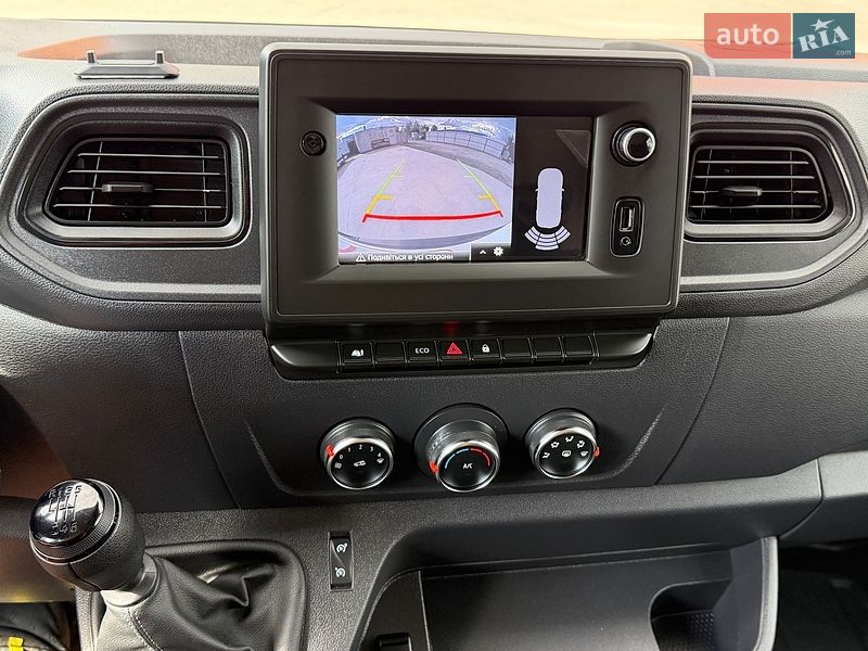 Грузовой фургон Renault Master 2023 в Дубно