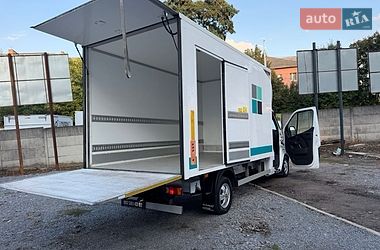 Другие грузовики Renault Master 2019 в Ровно