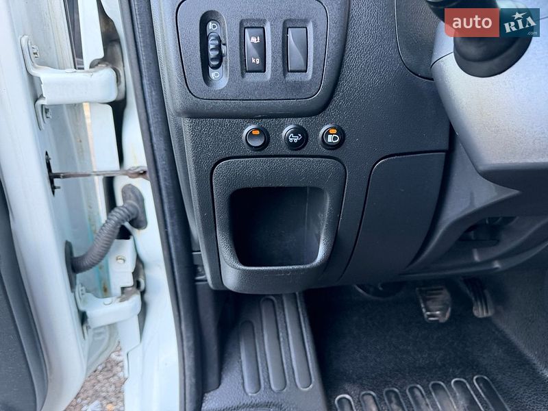 Другие грузовики Renault Master 2019 в Ровно