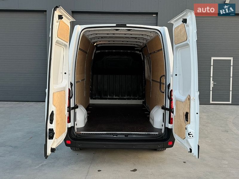 Вантажний фургон Renault Master 2024 в Дубні
