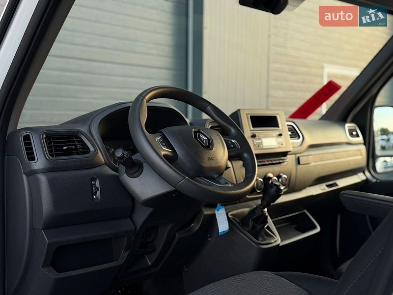 Вантажний фургон Renault Master 2024 в Дубні