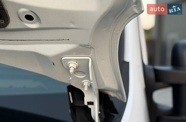 Вантажний фургон Renault Master 2024 в Дубні