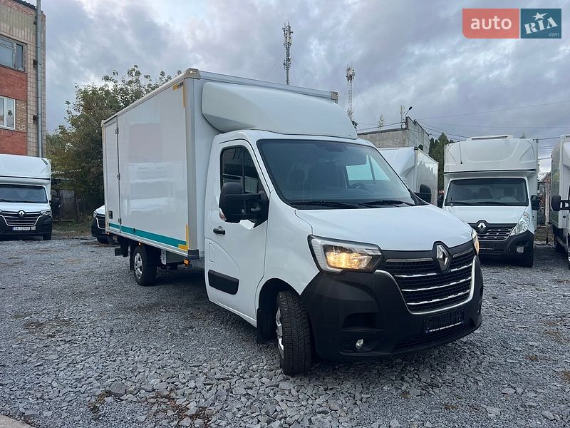Renault Master 2023