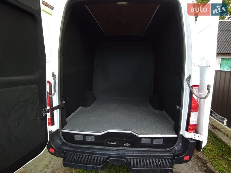 Мікроавтобус Renault Master 2023 в Калуші