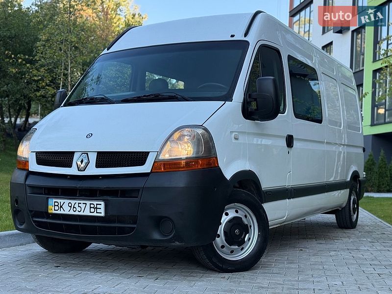 Вантажопасажирський фургон Renault Master 2005 в Хмельницькому
