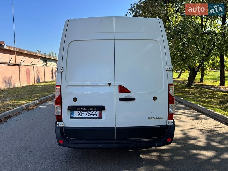 Вантажний фургон Renault Master 2012 в Харкові