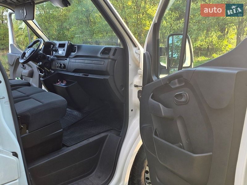 Грузовой фургон Renault Master 2021 в Киеве
