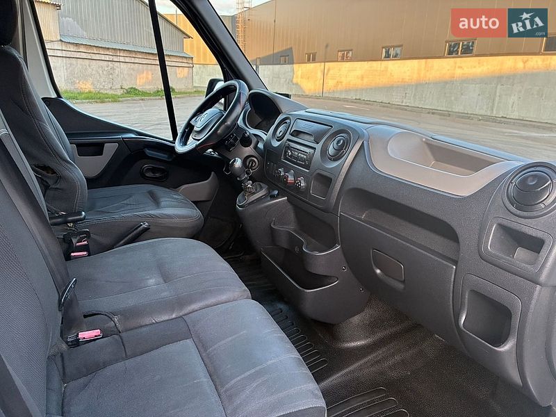 Грузовой фургон Renault Master 2014 в Киеве