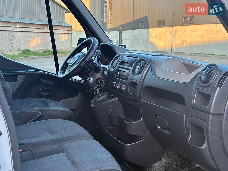 Грузовой фургон Renault Master 2014 в Киеве