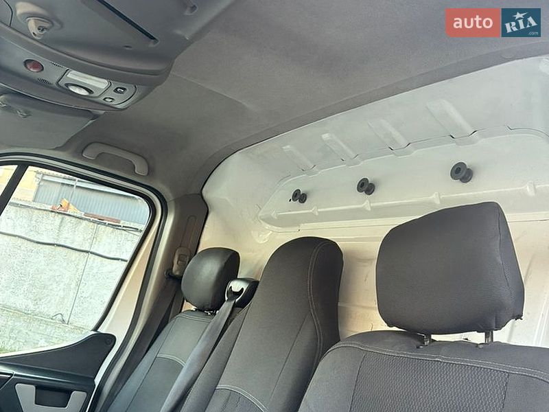 Грузовой фургон Renault Master 2014 в Киеве