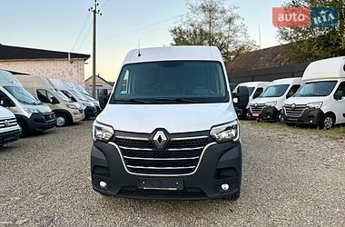 Грузовой фургон Renault Master 2022 в Хусте