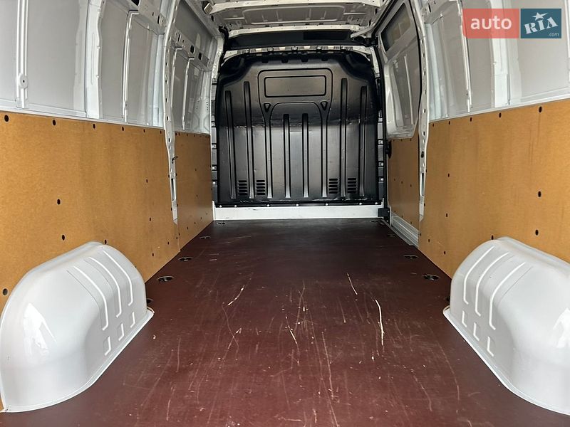 Вантажний фургон Renault Master 2024 в Хусті