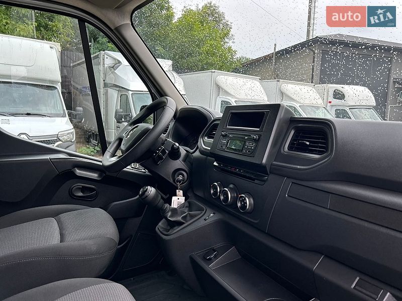 Вантажний фургон Renault Master 2024 в Хусті