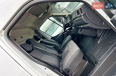 Вантажний фургон Renault Master 2024 в Хусті