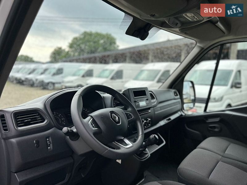 Вантажний фургон Renault Master 2024 в Хусті