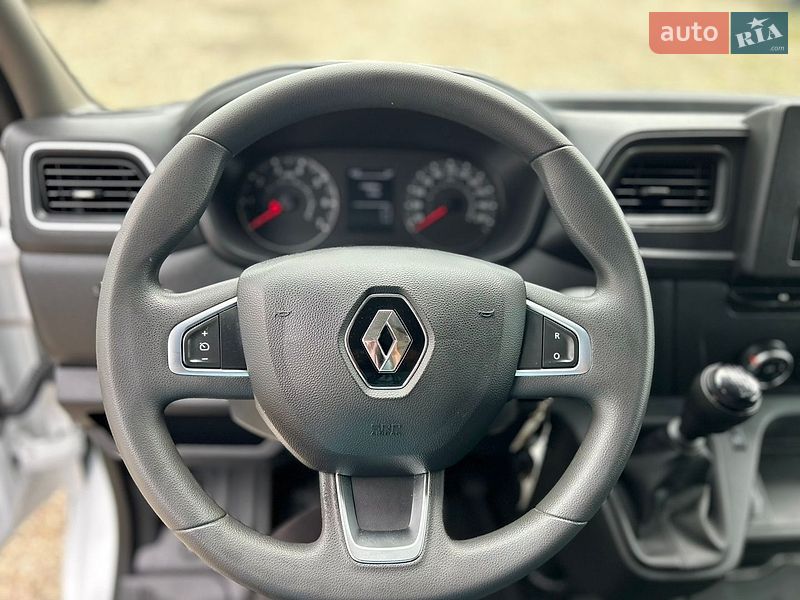 Вантажний фургон Renault Master 2024 в Хусті