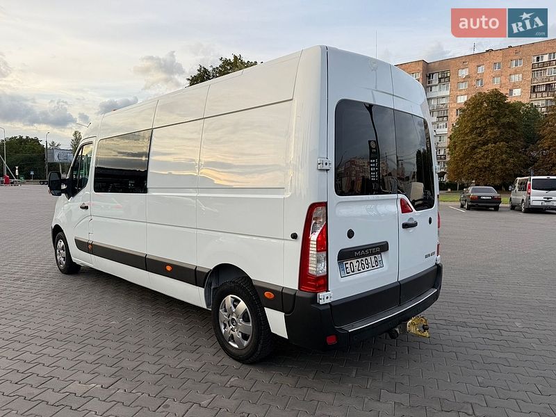 Грузопассажирский фургон Renault Master 2017 в Луцке