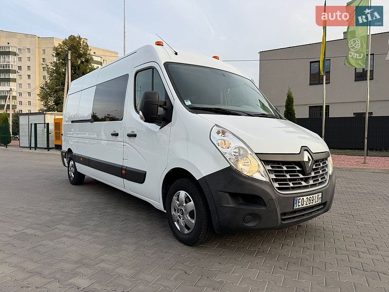 Грузопассажирский фургон Renault Master 2017 в Луцке