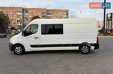 Грузопассажирский фургон Renault Master 2017 в Луцке