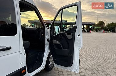 Грузопассажирский фургон Renault Master 2017 в Луцке