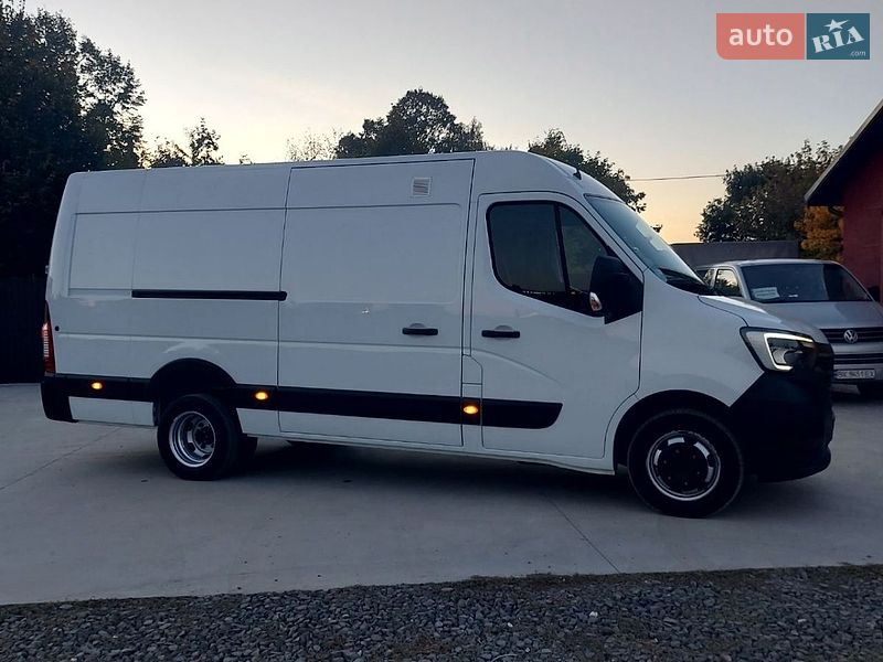 Грузовой фургон Renault Master 2022 в Львове