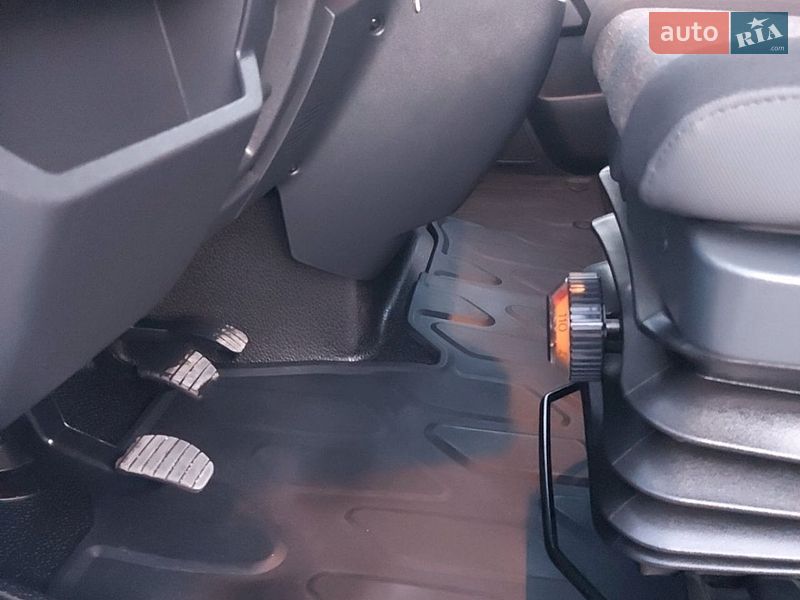 Грузовой фургон Renault Master 2022 в Львове