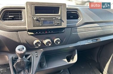 Вантажний фургон Renault Master 2022 в Хусті