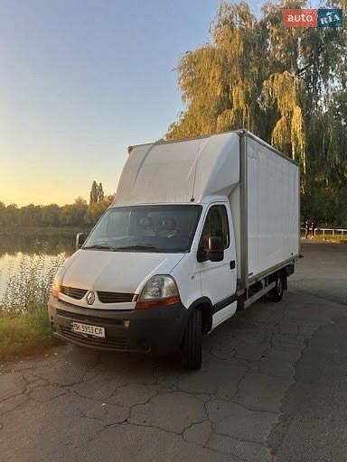 Вантажний фургон Renault Master 2008 в Рівному