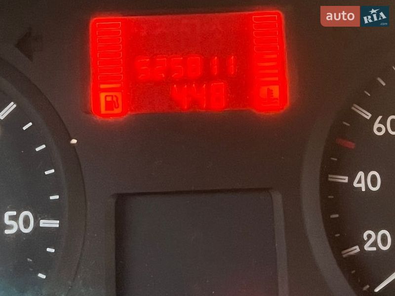 Вантажний фургон Renault Master 2008 в Рівному