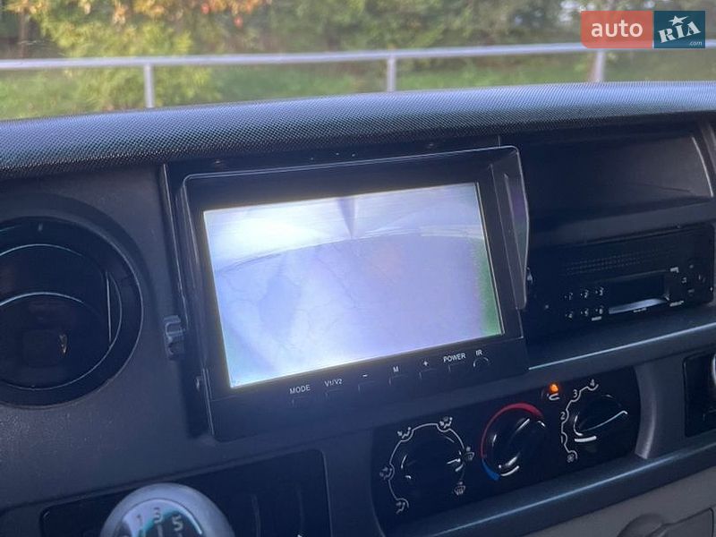 Вантажний фургон Renault Master 2008 в Рівному