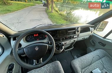 Вантажний фургон Renault Master 2008 в Рівному