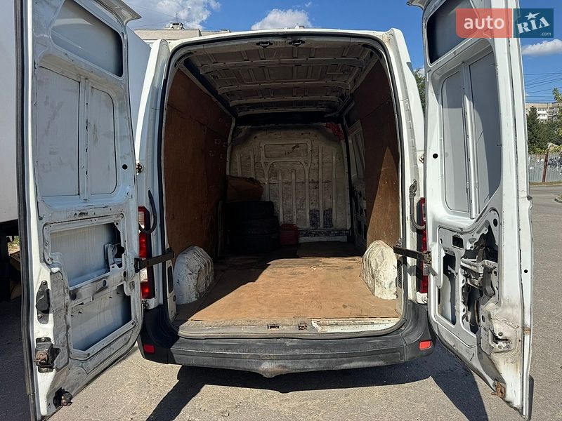 Грузовой фургон Renault Master 2012 в Днепре