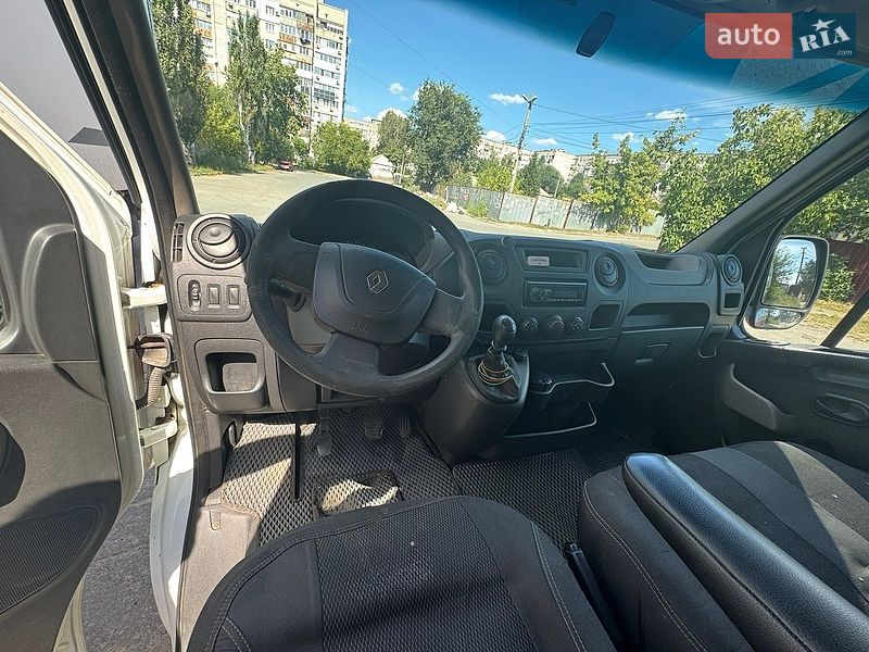 Грузовой фургон Renault Master 2012 в Днепре