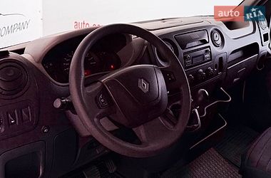 Вантажний фургон Renault Master 2015 в Львові