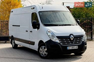 Грузовой фургон Renault Master 2017 в Ужгороде