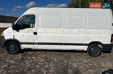 Вантажний фургон Renault Master 2006 в Острозі
