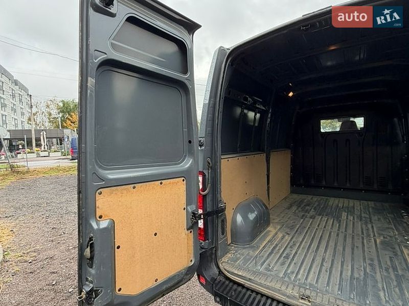 Вантажний фургон Renault Master 2022 в Луцьку