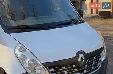 Вантажний фургон Renault Master 2017 в Полтаві