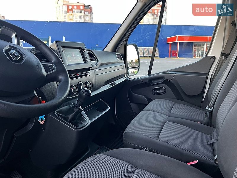 Мікроавтобус вантажний (до 3,5т) Renault Master 2023 в Умані