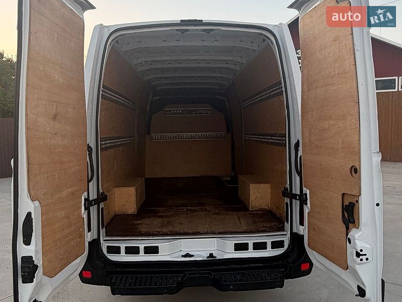 Грузовой фургон Renault Master 2019 в Млинове фото 24 Грузовой фургон Renault Master 2019 в Млинове