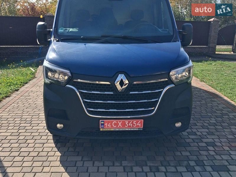 Микроавтобус грузовой (до 3,5т) Renault Master 2022 в Калуше