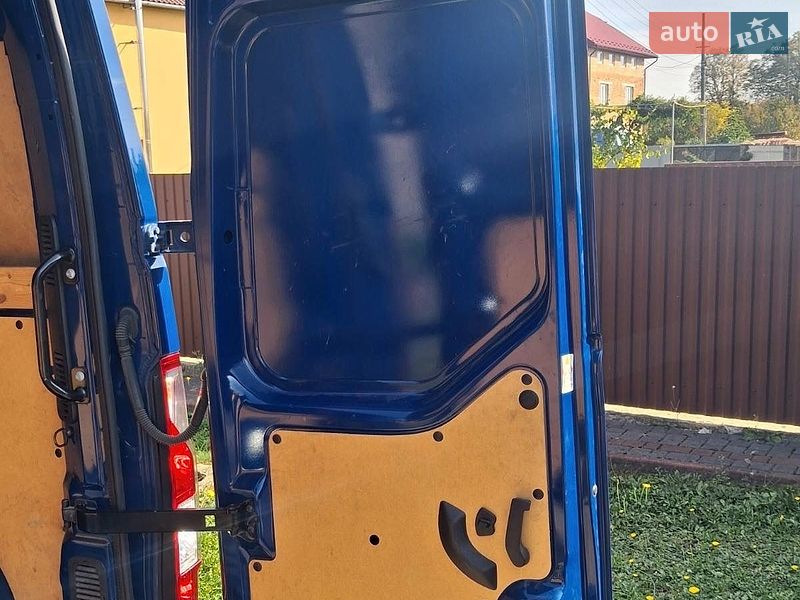 Микроавтобус грузовой (до 3,5т) Renault Master 2022 в Калуше