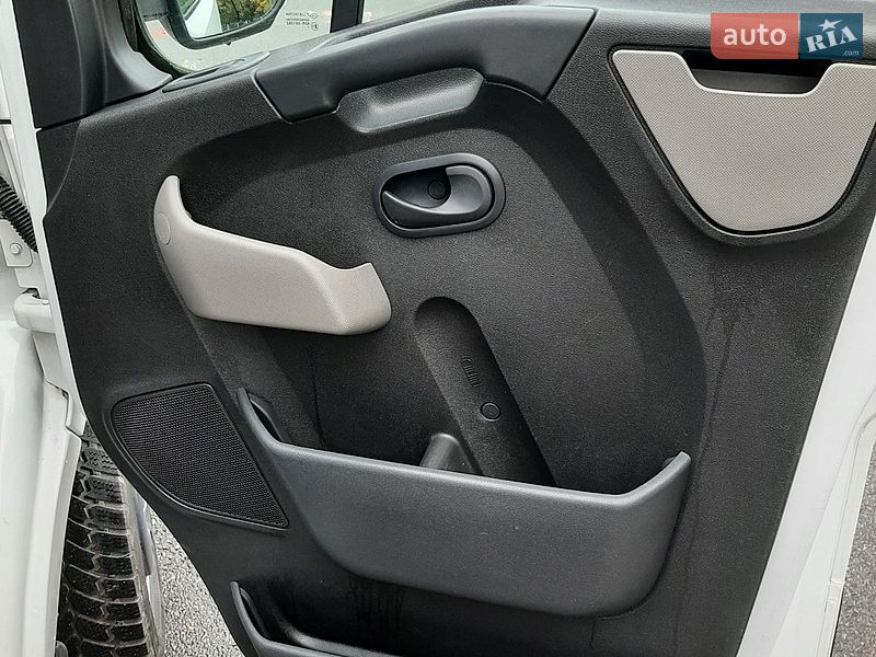 Микроавтобус Renault Master 2011 в Полтаве