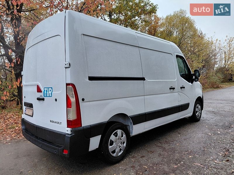 Вантажний фургон Renault Master 2023 в Івано-Франківську